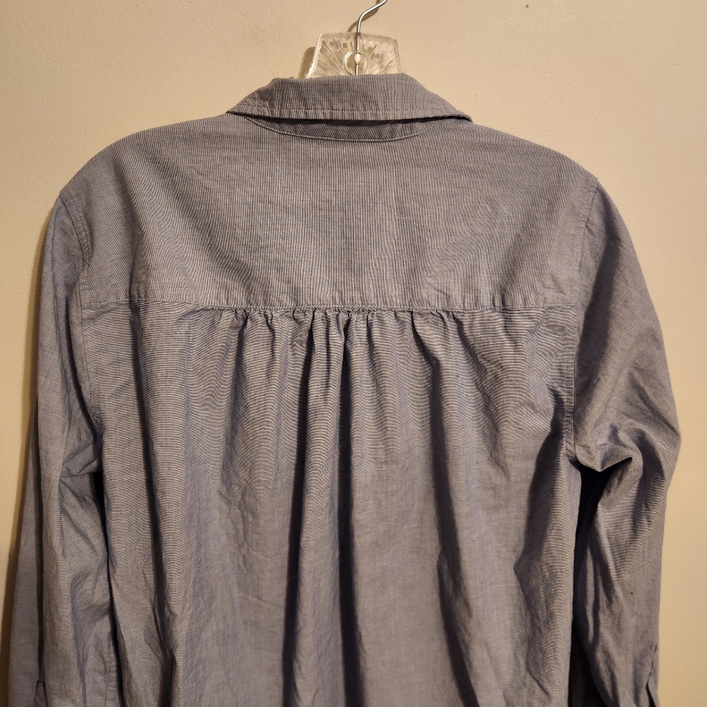 Lane Bryant | Women’s Blue Quarter V-Neck Collared Blouse (Size 14/16) - Picture 10 of 12